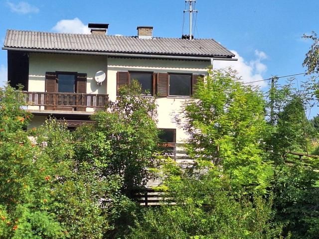Geräumiges 5 Zimmer Wohnhaus mit Garten & Garage Innernöring