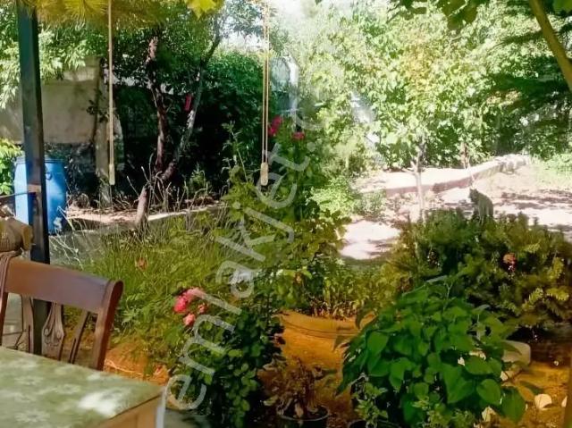 Gerder 200m2 Arsa Üzeri 85m2 Satılık İmar Barışlı Ev