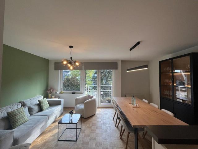 Gerenoveerd 2 slaapkamer appartement op topligging in Gent