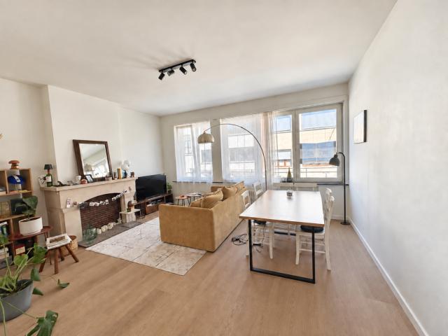 Gerenoveerd 2 slpk appartement centrum Kortrijk