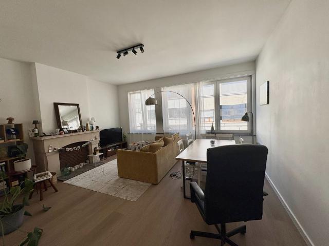 Gerenoveerd 2 slpk appartement centrum Kortrijk