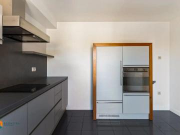 Gerenoveerd 2 slpkr appartement met uniek zicht op TOP locatie