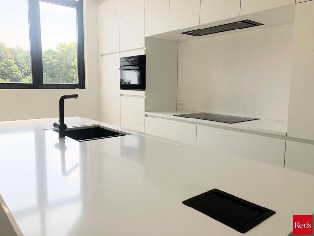 Gerenoveerd appartement te huur op de tweede verdieping in het centrum van Schilde!