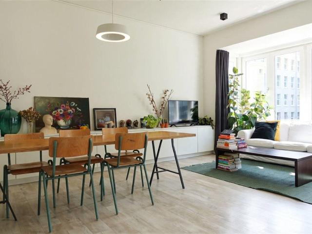 Gerenoveerd appartement in herenhuis op toplocatie te huur i