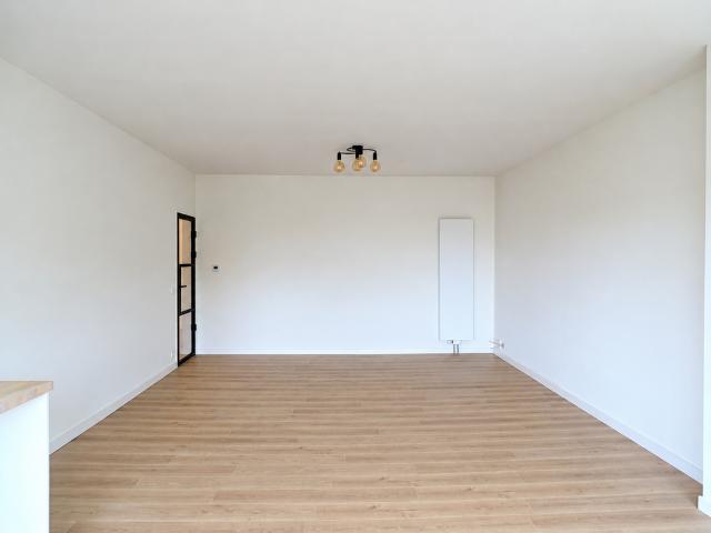 Gerenoveerd appartement in rustige buurt