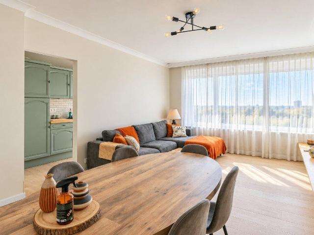 Gerenoveerd appartement met 2 slaapkamers