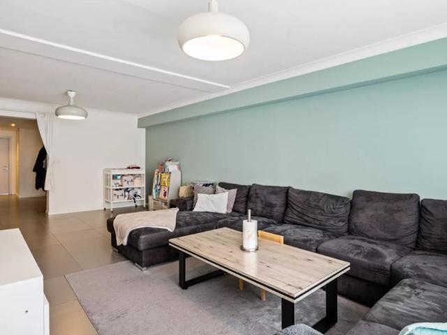 Gerenoveerd appartement met 2 slaapkamers te Deurne!