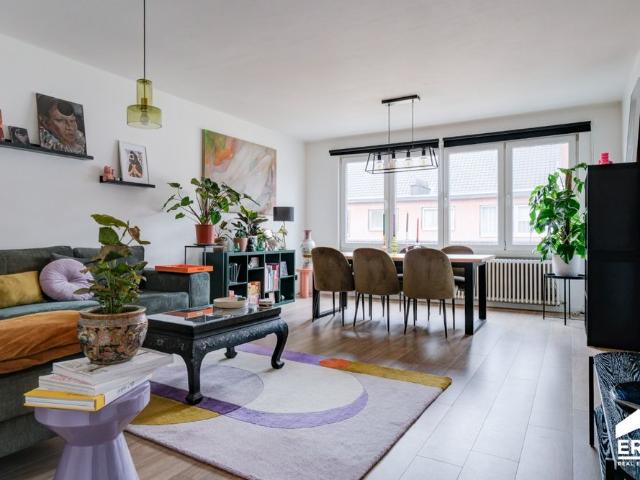Gerenoveerd appartement met 2 slaapkamers in Hasselt
