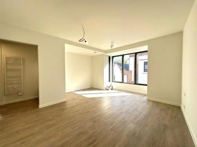 Gerenoveerd appartement nabij de Smedenpoort