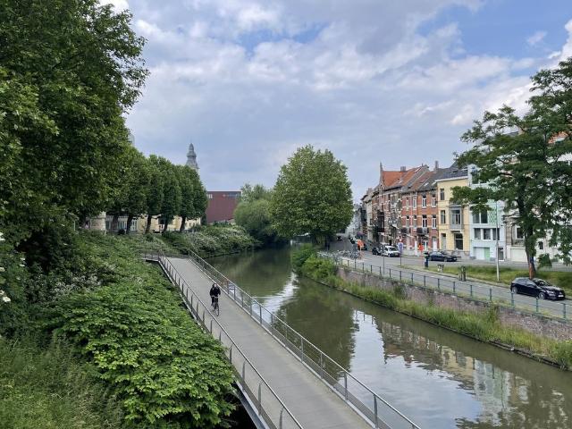 Gerenoveerd appartement op uitstekende locatie