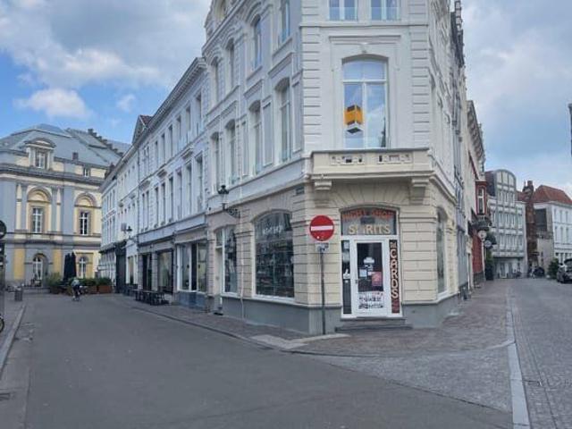Gerenoveerd duplex appartement centrum Brugge