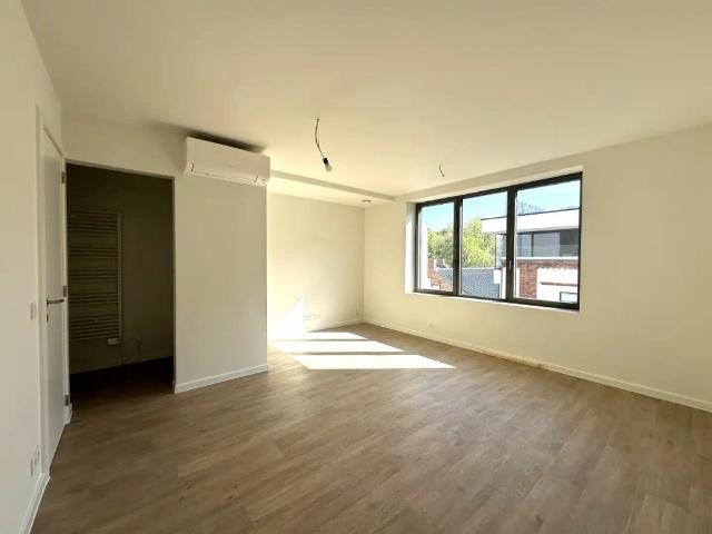 Gerenoveerd duplex appartement nabij de Smedenpoort