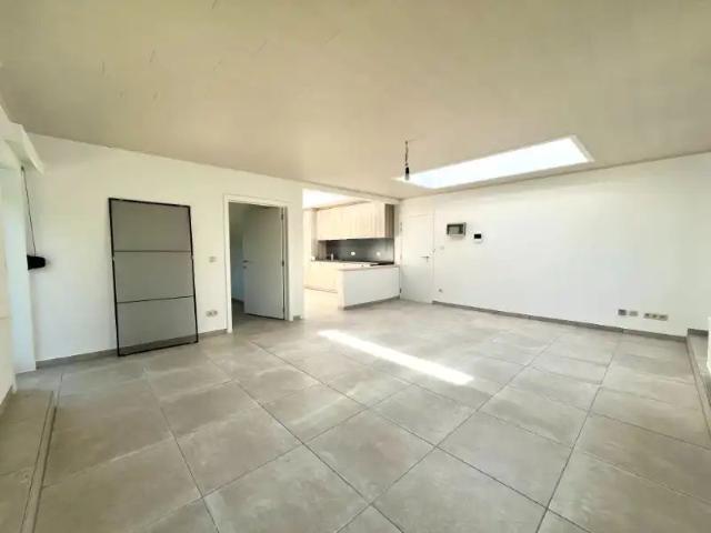 Gerenoveerd eenslaapkamerappartement te huur