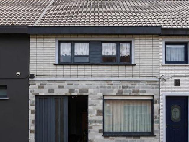 Gerenoveerd huis met 2 slaapkamers in Destelbergen