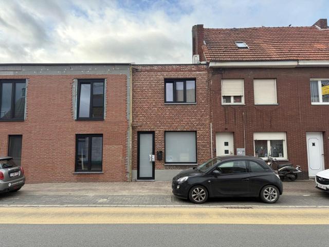 Gerenoveerde, energiezuinige woning met 2 slaapkamers en tui