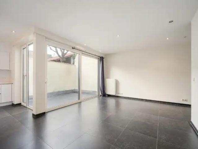 Gerenoveerde rijwoning te centrum Roeselare