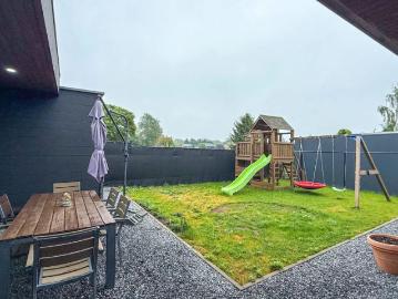 Gerenoveerde woning met 3 slaapkamers en ruime tuin!