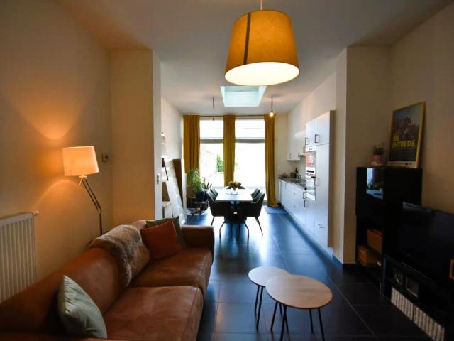 Gerenoveerde woning met tuin nabij centrum