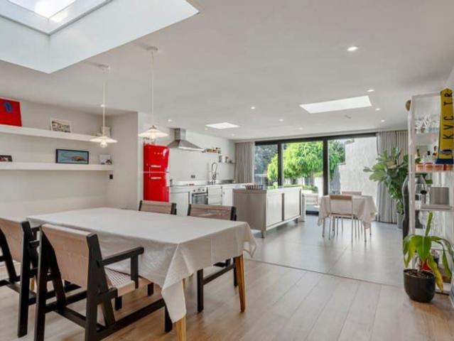 Gerenoveerde woning met tuin