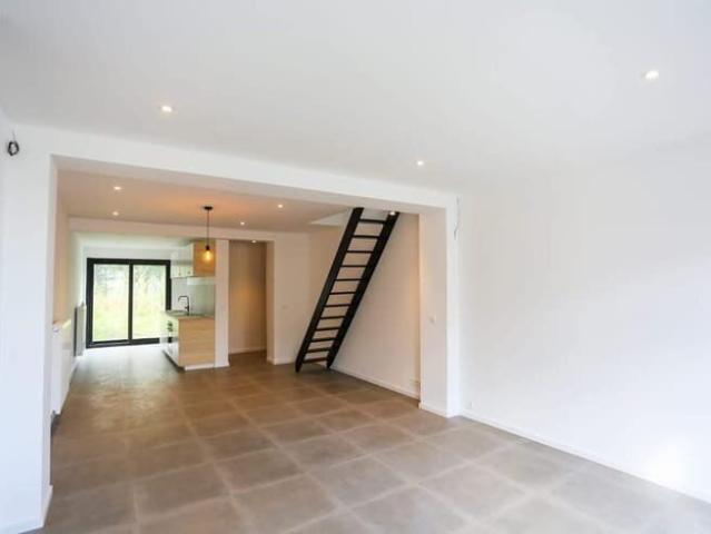 Gerenoveerde woning te huur