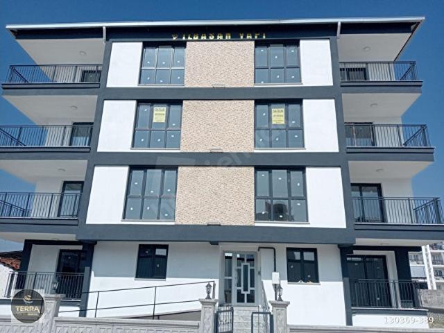 GERMENCİK YEDİEYLÜL MAH. OKULLAR BÖLGESİNDE GENİŞ 2+1 KÖŞE DAİRE