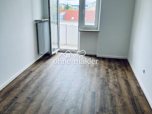 Germering helle, großzügige 4 Zimmer Wohnung