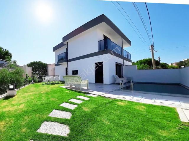 Germinyan Başkent Sitesi Havuzlu Villa