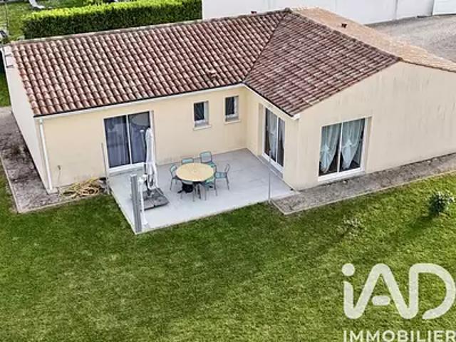Germignac 17520 Achat / Vente maison 5 pièces t5 parking