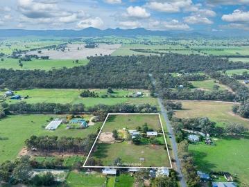 Gerogery 5 acres Location, Views, Space