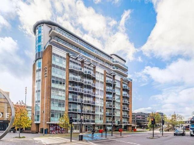 Gerry Raffles Square, Stratford City, Stratford, London E15, 2 bed flat to rent, £2,652 pcm | PrimeLocation