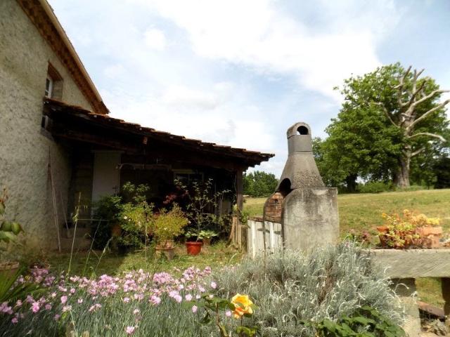 Gersoise au bout d'un chemin, situation dominante 160m² Mirande