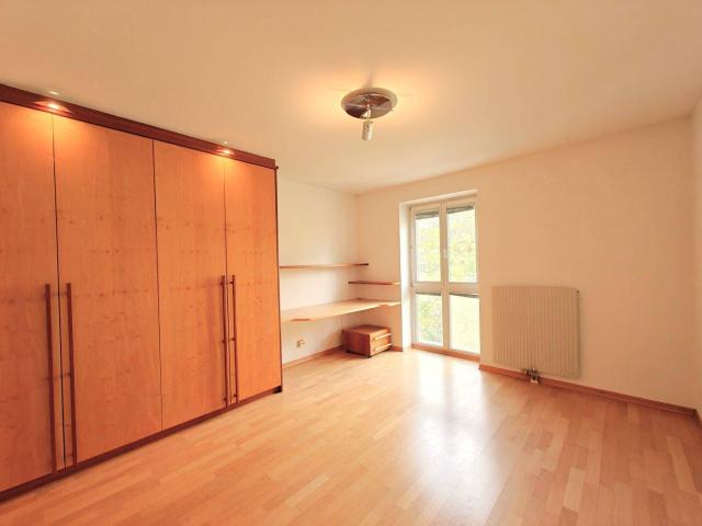 Gersthof: Sonnige Ostausrichtung + Ideale Wohnlage + Praktischer Grundriss + Nähe Fuchu Park