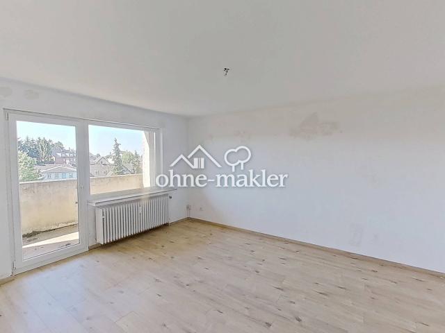 Gestaltungsspielraum inklusive – 4 Zimmer Wohnung mit Balkon sucht kreative Mieter