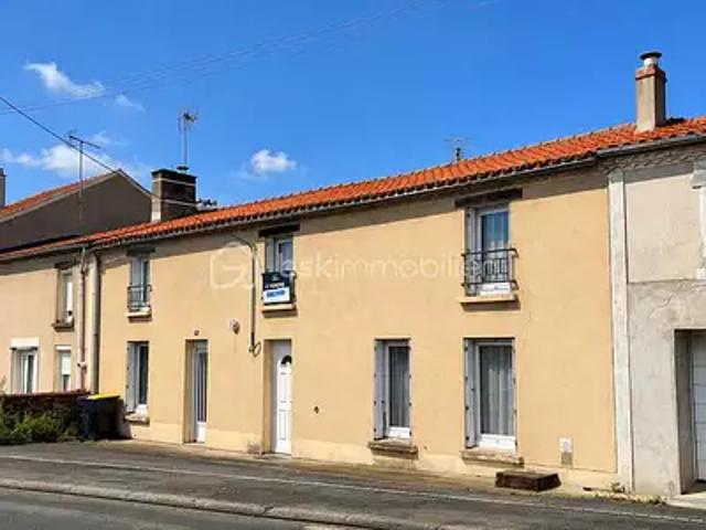 Gesté 49600 Achat / Vente maison 8 pièces t8 terrasse