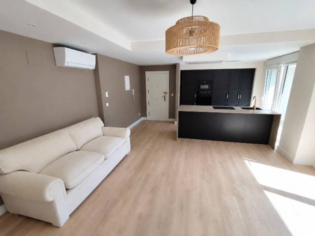 Gestión Inmobiliaria BARAKALDO ALQUILA VIVIENDA a ESTRENAR