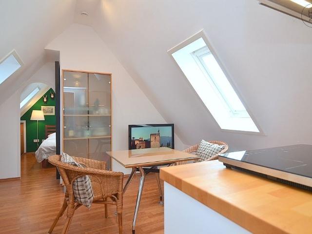 Geschmackvoll möblierte 1 Zimmer Wohnung mit WLN in Nürnberg Nord/Thon