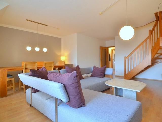 Geschmackvoll möblierte Wohnung mit WLAN, Balkon und Stellplatz in Nürnberg/Steinbühl