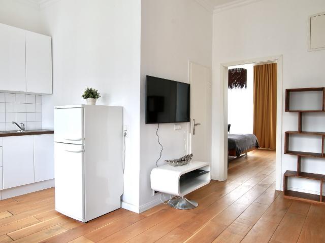 Geschmackvoll möblierte Wohnung in Kölner Messenähe – zeitwohnen.de