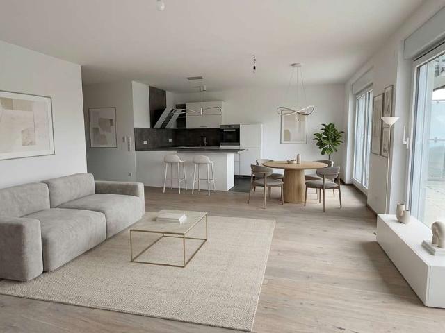 Geschmackvolle 4 Zimmer Wohnung mit gehobener Innenausstattung und EBK in Deidesheim
