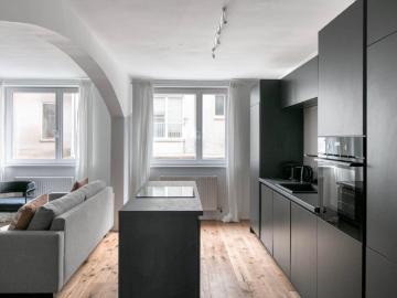 Geschmackvolle 4 Zimmer Wohnung mit Lift in urbaner Lage