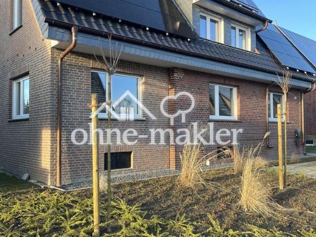 Geschmackvolle 117qm, 5 Raum Maisonette Wohnung mit gehobener Innenausstattung mit Balkon und EBK