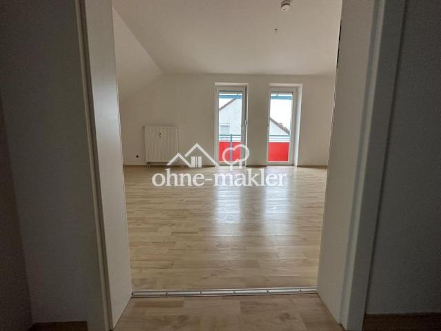 Geschmackvolle 3 Raum Wohnung mit großem Balkon