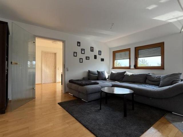 Geschmackvolle 3,5 Zimmer Dachgeschosswohnung zentral in Crailsheim zur Miete ab 01.11. frei