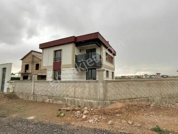Gesi Girişinde Lüks 4,5+1 485 M2 Arsaya Sahip Fırsat Villa