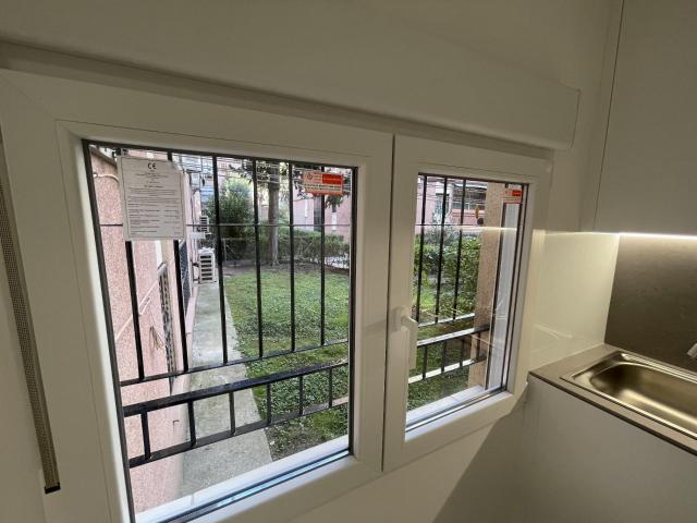 GESPAIN INMOBILIARIA ALQUILA VIVIENDA REFORMADA DE 2 HABITACIONES