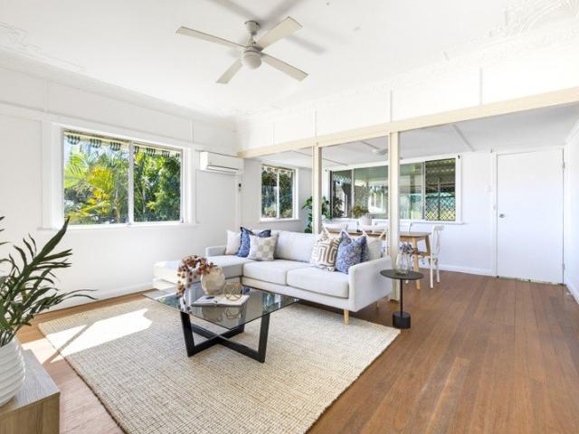 Get a Good Head Start on the Sunshine Coast