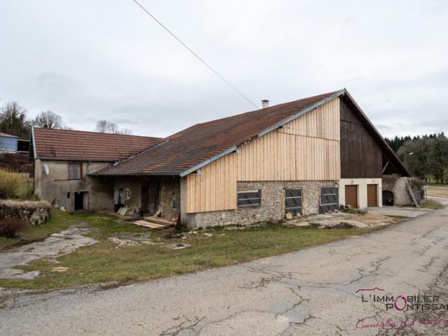 GEVRESIN FERME A RENOVER