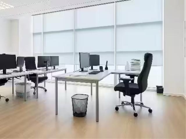 Gewerbe /Handwerksgebäude zur Miete in Mendrisio, Schweiz