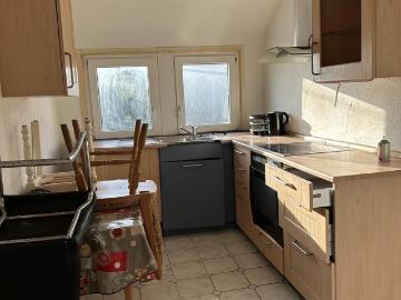 Gewerblich genutzte 4 Zimmer Wohnung an Firmen in 71570 Oppenweiler zu vermieten