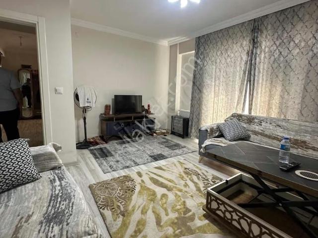 Geyve Çağer Sitesi Yüksek Giriş 2+1 Doğalgazlı Balkonlu Daire